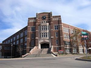 Iowa_Ottumwa_High_School_facade